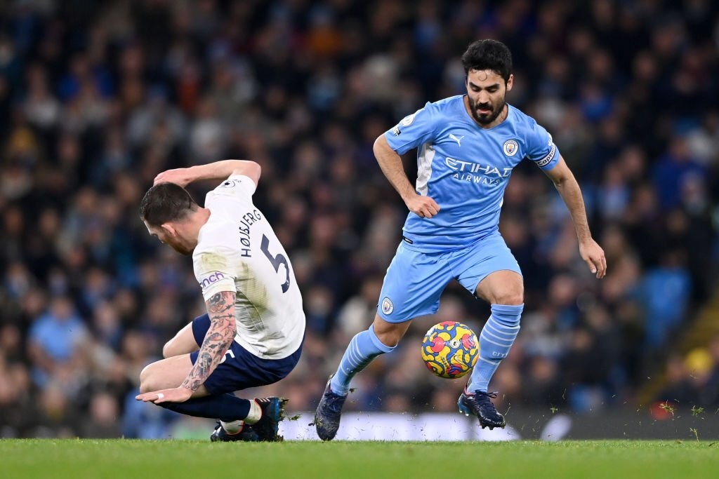 Tottenham dau Man City anh 9
