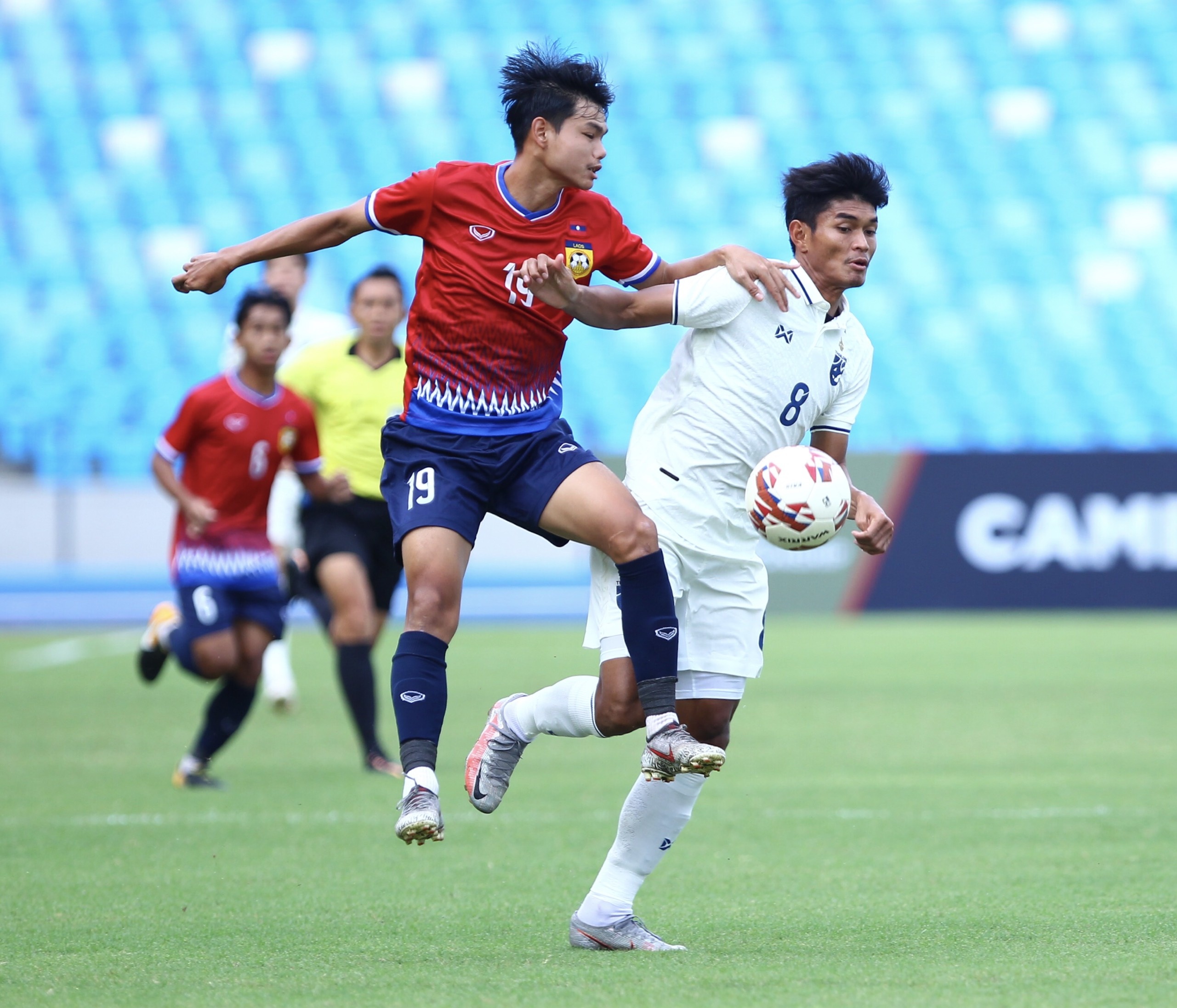 U23 Lao dau Thai Lan anh 2