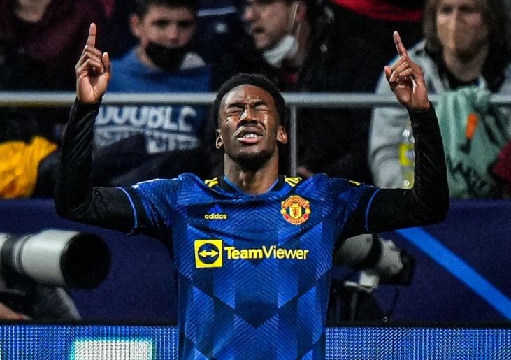 Tien dao sinh nam 2002 giup MU cam hoa Atletico Madrid hinh anh