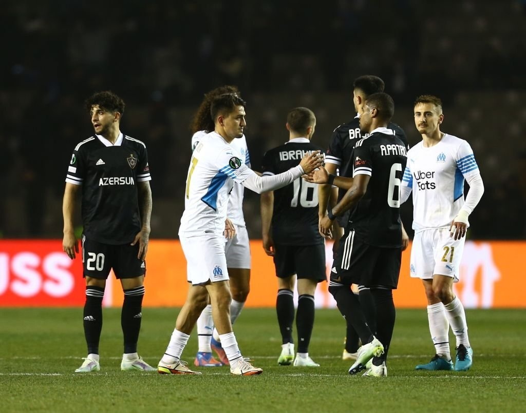 Cau thu khong nhan ban thang sau pha dung tay anh 6