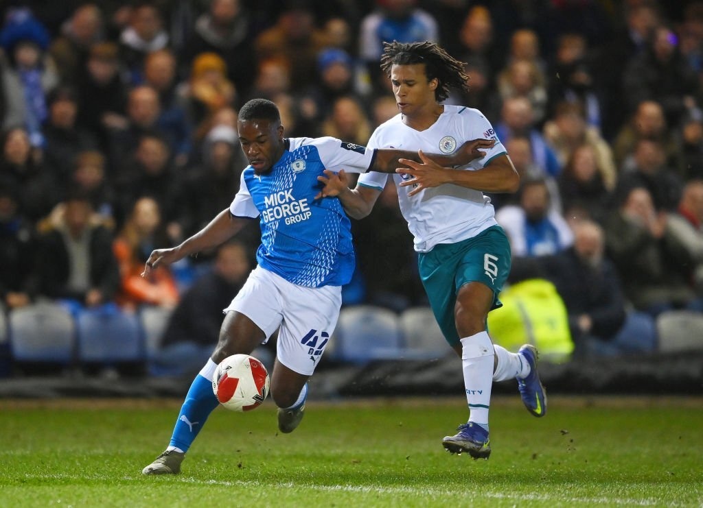 Man City dau Peterborough anh 8