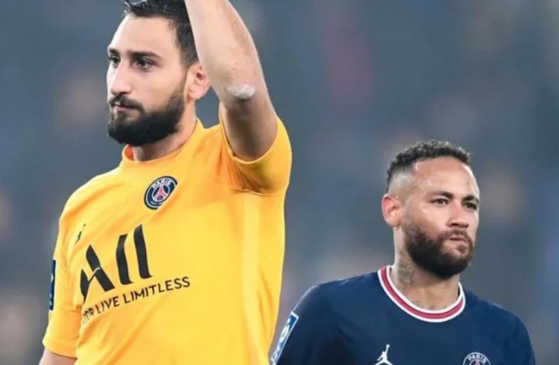 Neymar len tieng ve tin don danh nhau voi Donnarumma hinh anh