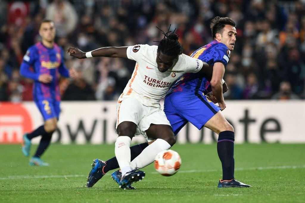 Barcelona bi Galatasaray cam hoa o Europa League anh 8