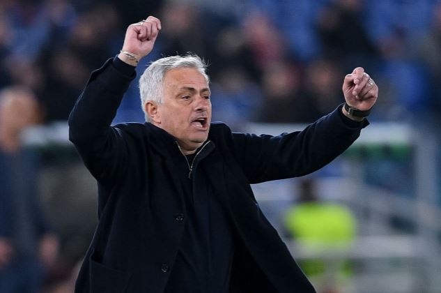 Roma vao tu ket Europa Conference League hinh anh