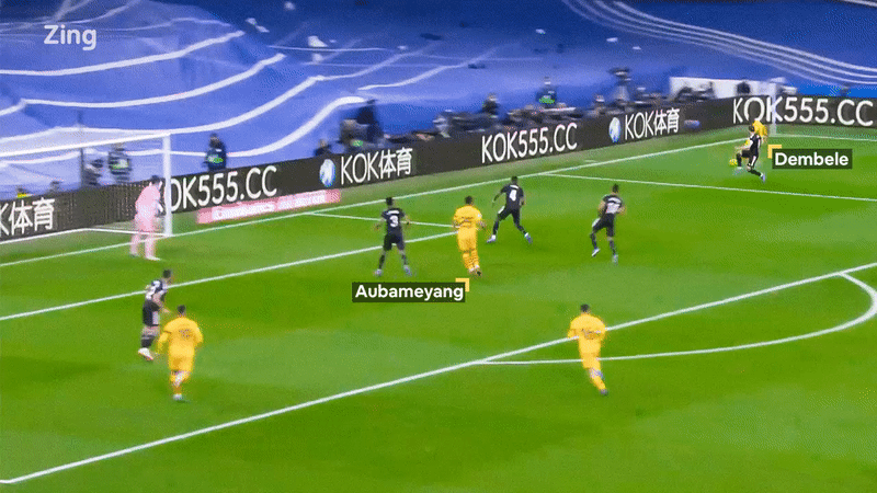 HLV Ancelotti nhan loi sau tran thua 0-4 truoc Barca anh 1