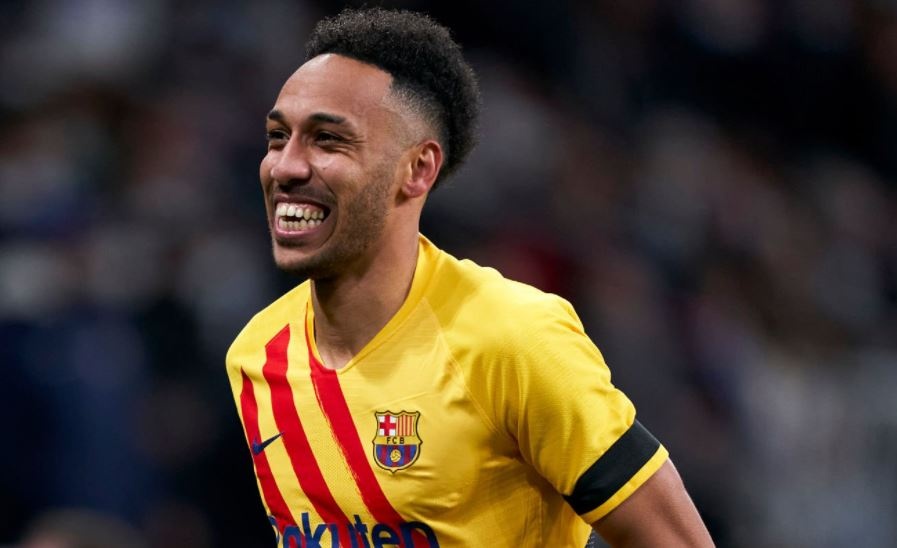 Thong ke an tuong cua Aubameyang o tran thang Real 4-0 hinh anh