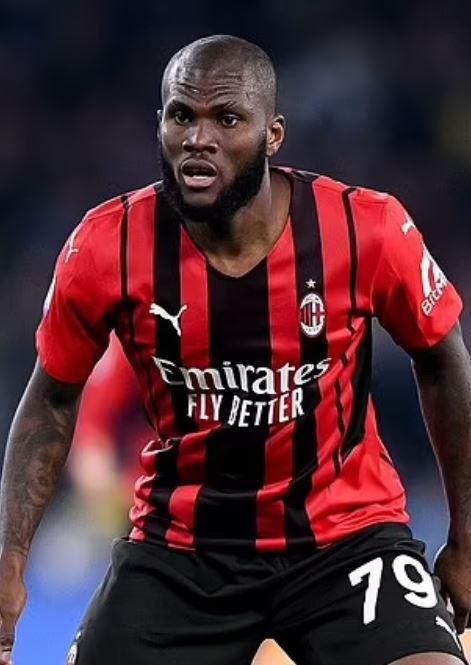 Barca don 2 tan binh anh 2