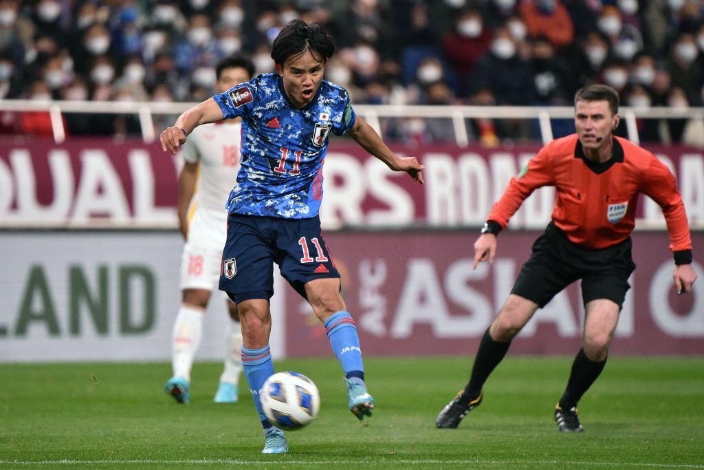 Minamino,  Kubo bat luc truoc hang thu Viet Nam anh 3