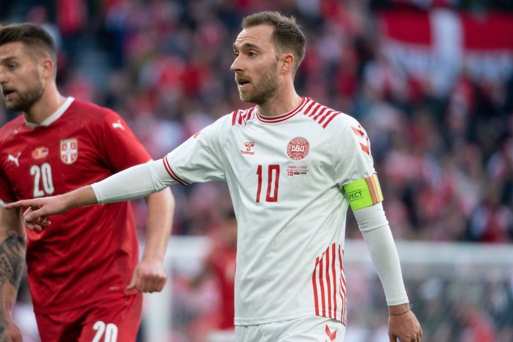 Eriksen toa sang trong mau ao Dan Mach anh 1