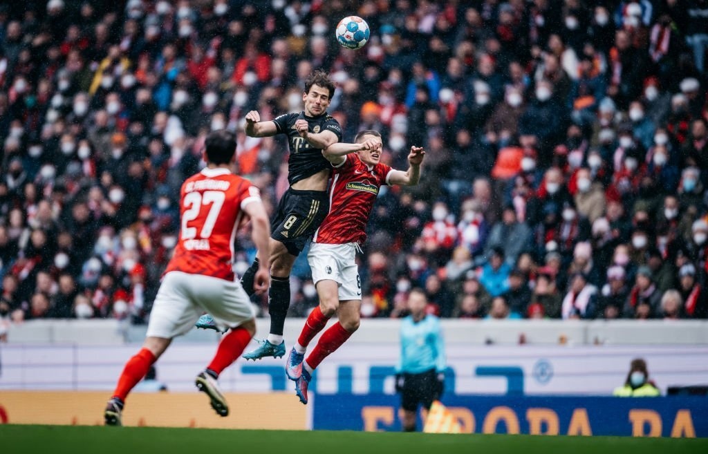 Bayern dau Freiburg anh 2