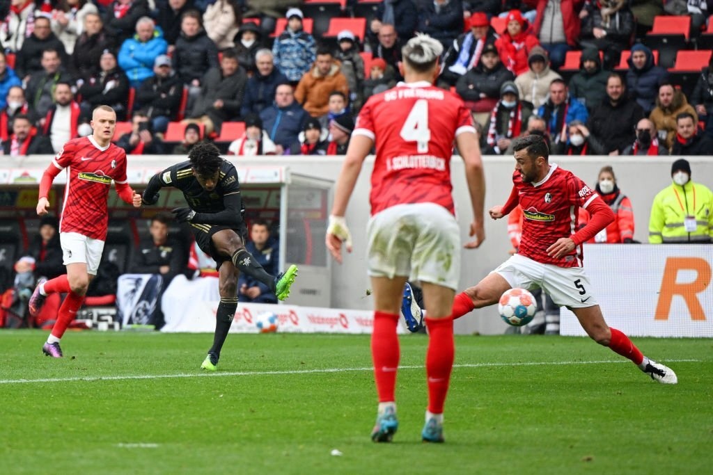 Bayern dau Freiburg anh 5