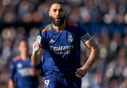 Real duoc huong 3 qua phat den trong tran thang Celta Vigo hinh anh