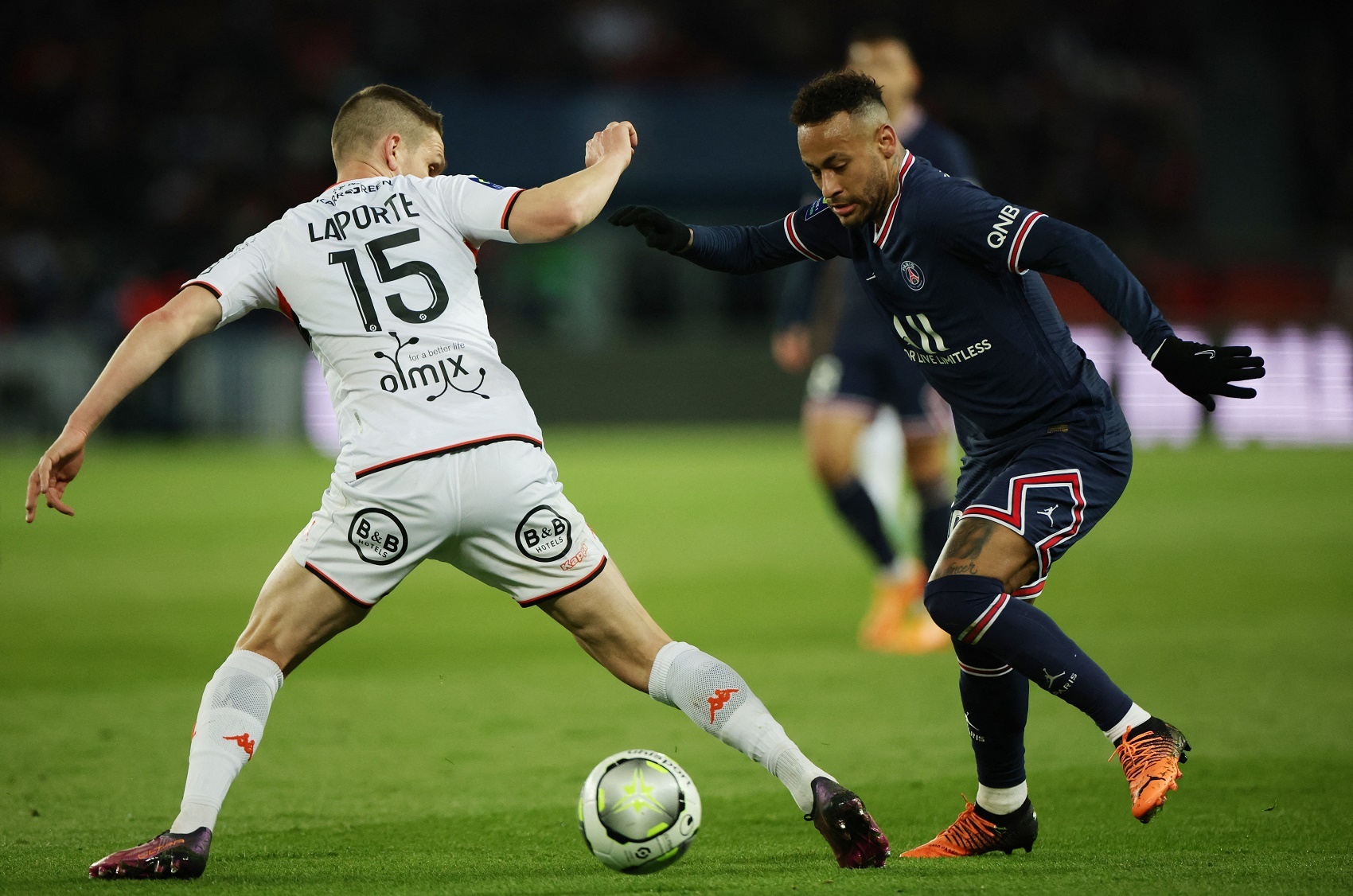 PSG dau Lorient anh 2