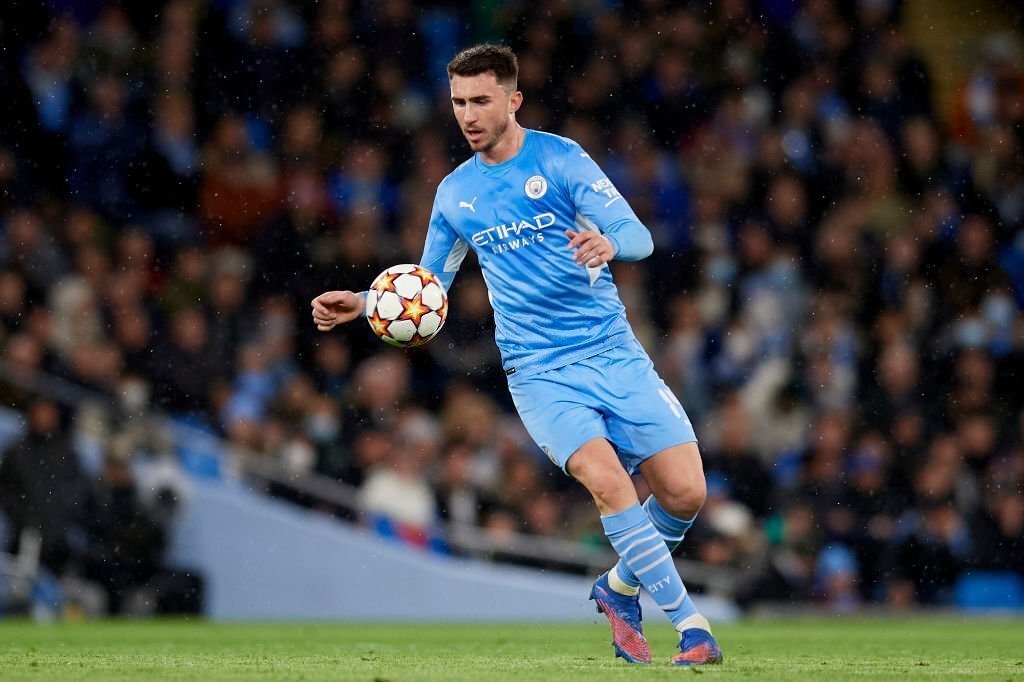 Doi hinh hay nhat luot di tu ket Champions League anh 9