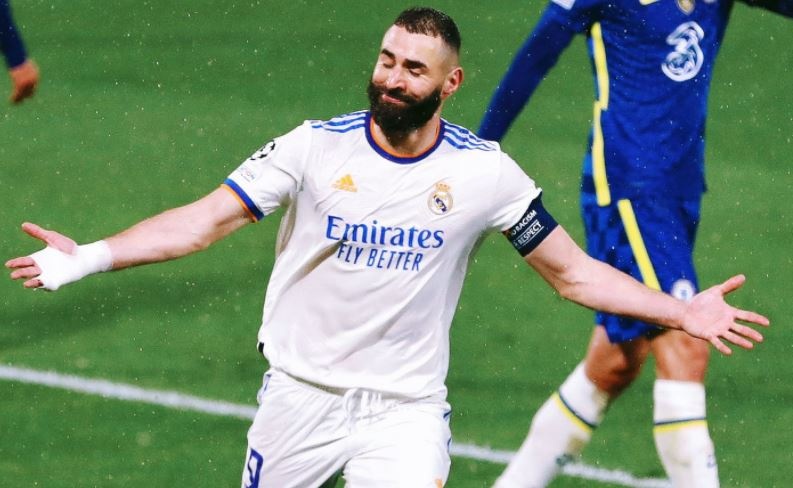 Benzema nhin an truoc khi toa sang o Champions League hinh anh