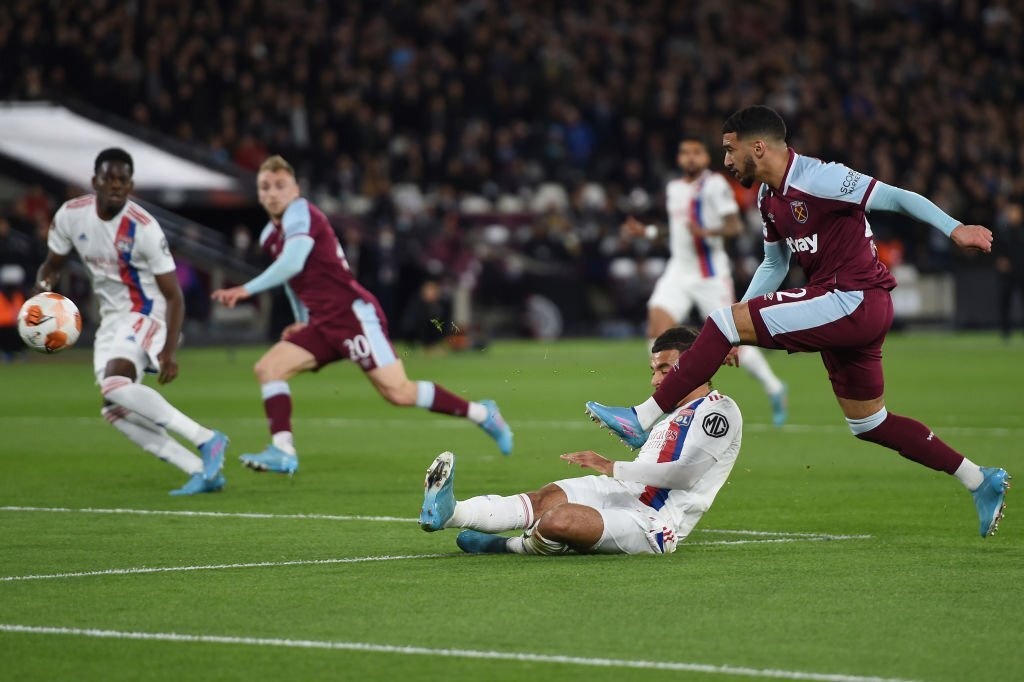 West Ham dau Lyon anh 6