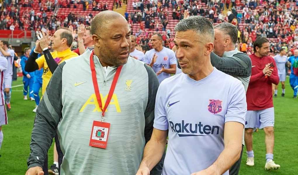 Sneijder tang can sau khi giai nghe anh 12