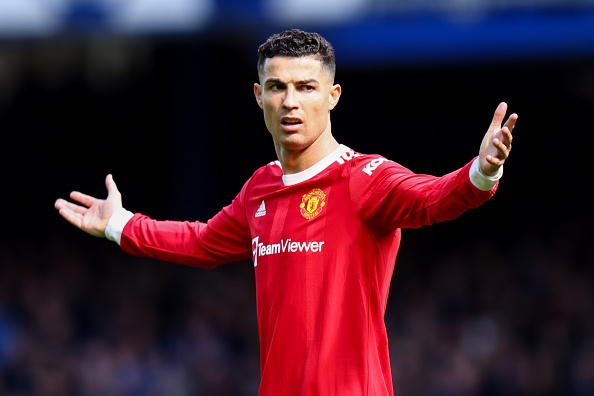 Ronaldo noi cau trong tran thua Everton hinh anh