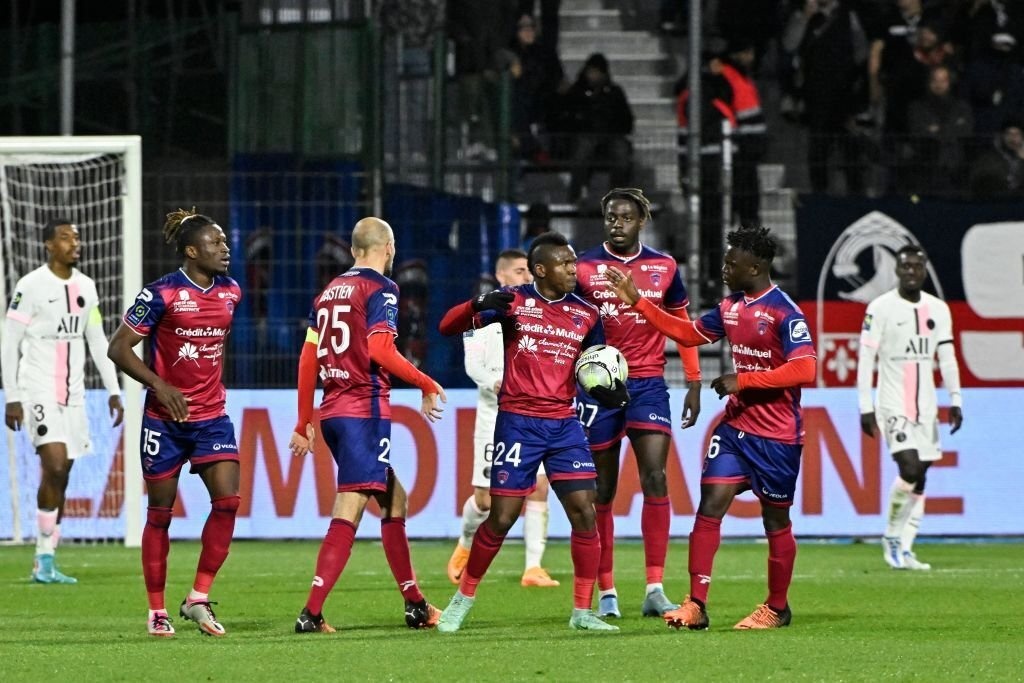 PSG dau Clermont anh 5