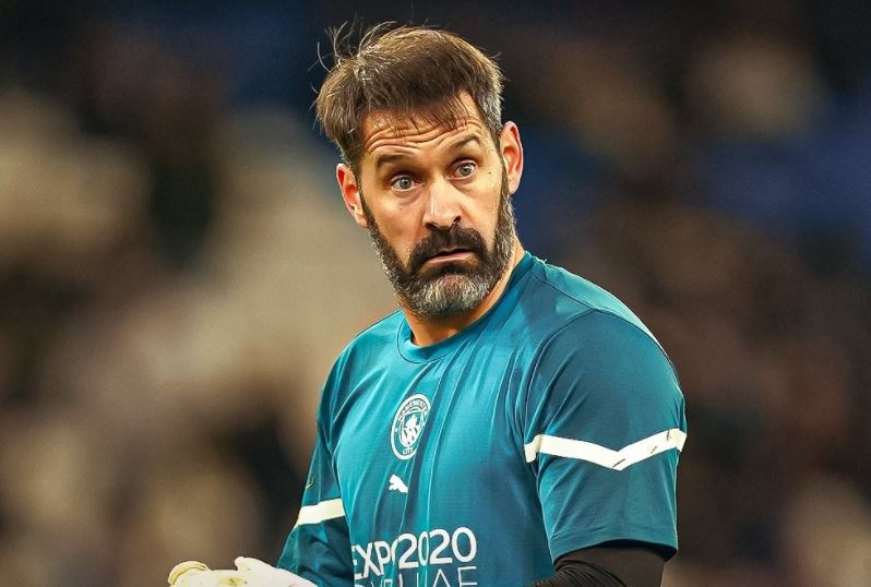 Thu mon Man City hen doi thu ra goc khuat de giai quyet mau thuan hinh anh