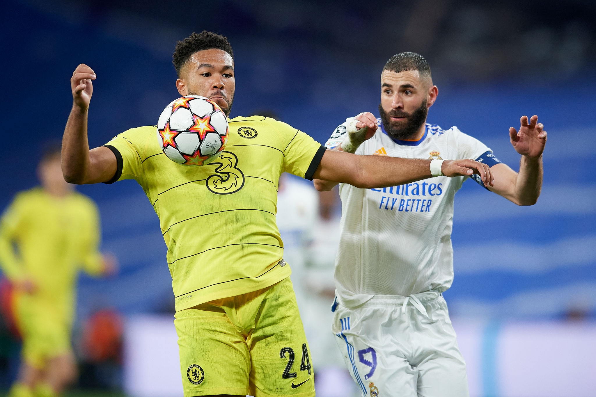 Doi hinh hay nhat luot ve tu ket Champions League anh 8