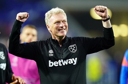 West Ham vao ban ket cup chau Au sau 46 nam hinh anh