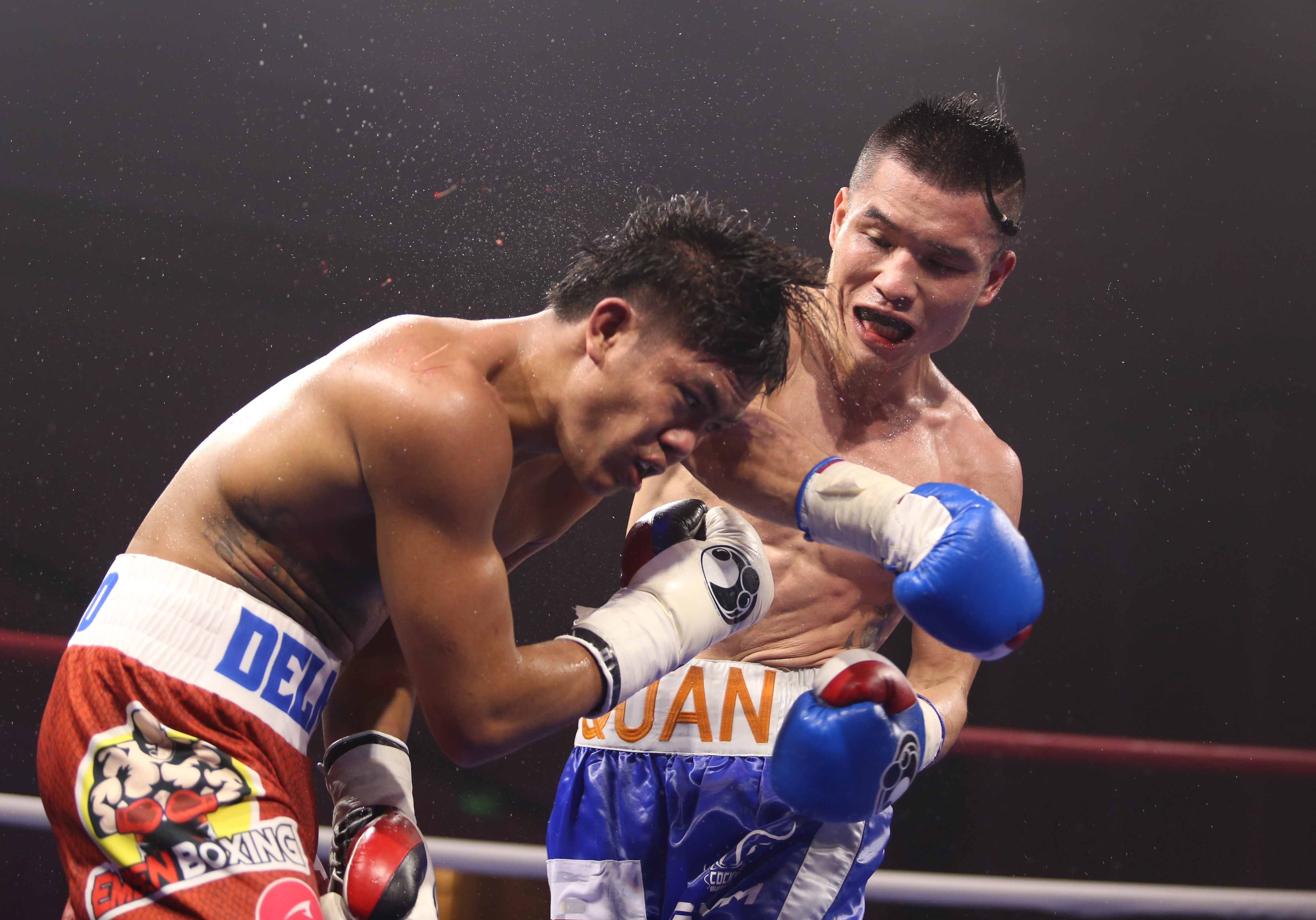 Dinh Hong Quan khoc sau khi gianh dai IBF lich su anh 5