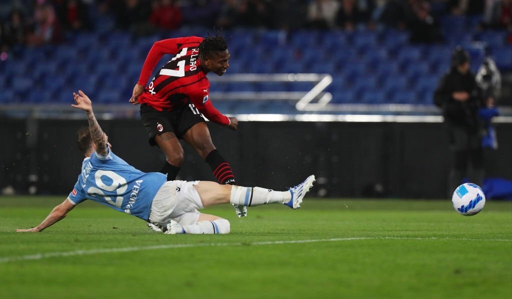 Milan dau Lazio anh 9