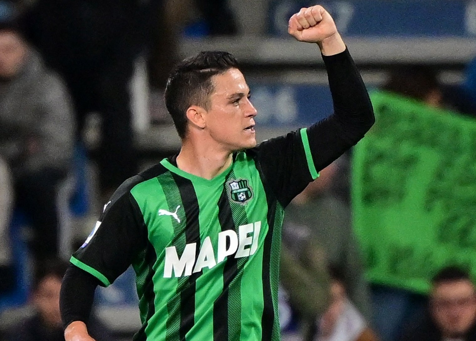 Tien dao sinh nam 2000 lap ky luc tai Serie A hinh anh