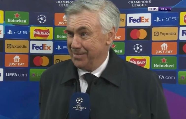 HLV Ancelotti: 'Toni Rudiger la ai?' hinh anh
