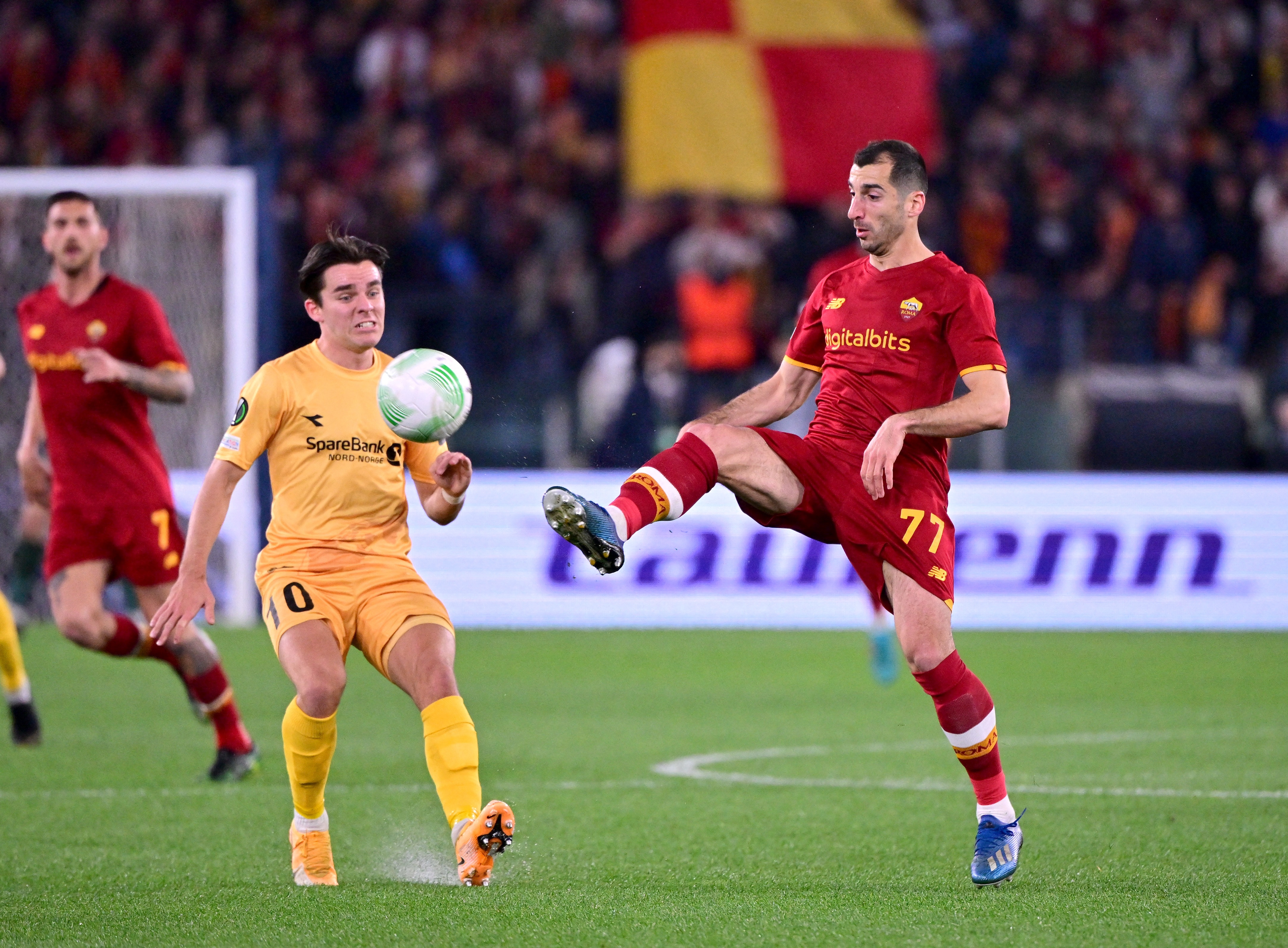 Dan sao dat gia la khach hang cua Mino Raiola anh 6