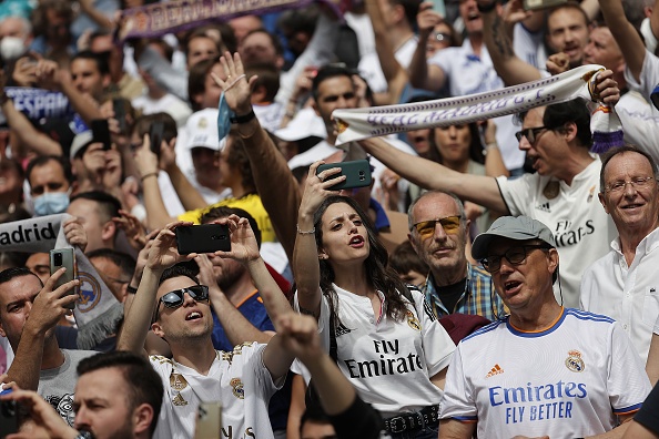 CDV Real ho vang ten Cristiano Ronaldo anh 1