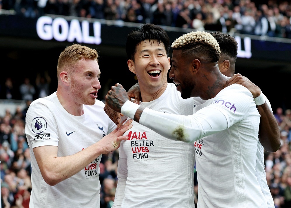 Son Heung-min lap cu dup dua Tottenham vao top 4 hinh anh