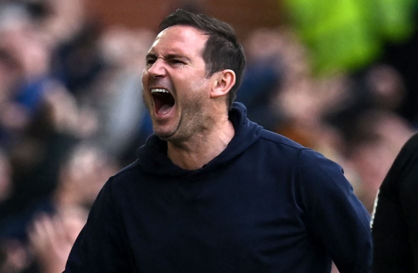 Thay tro HLV Lampard ha Chelsea hinh anh