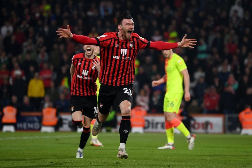 Bournemouth tro lai Premier League anh 2