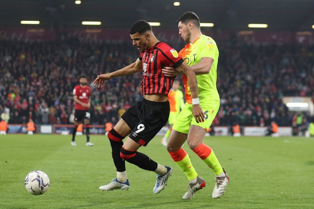 Bournemouth tro lai Premier League anh 1