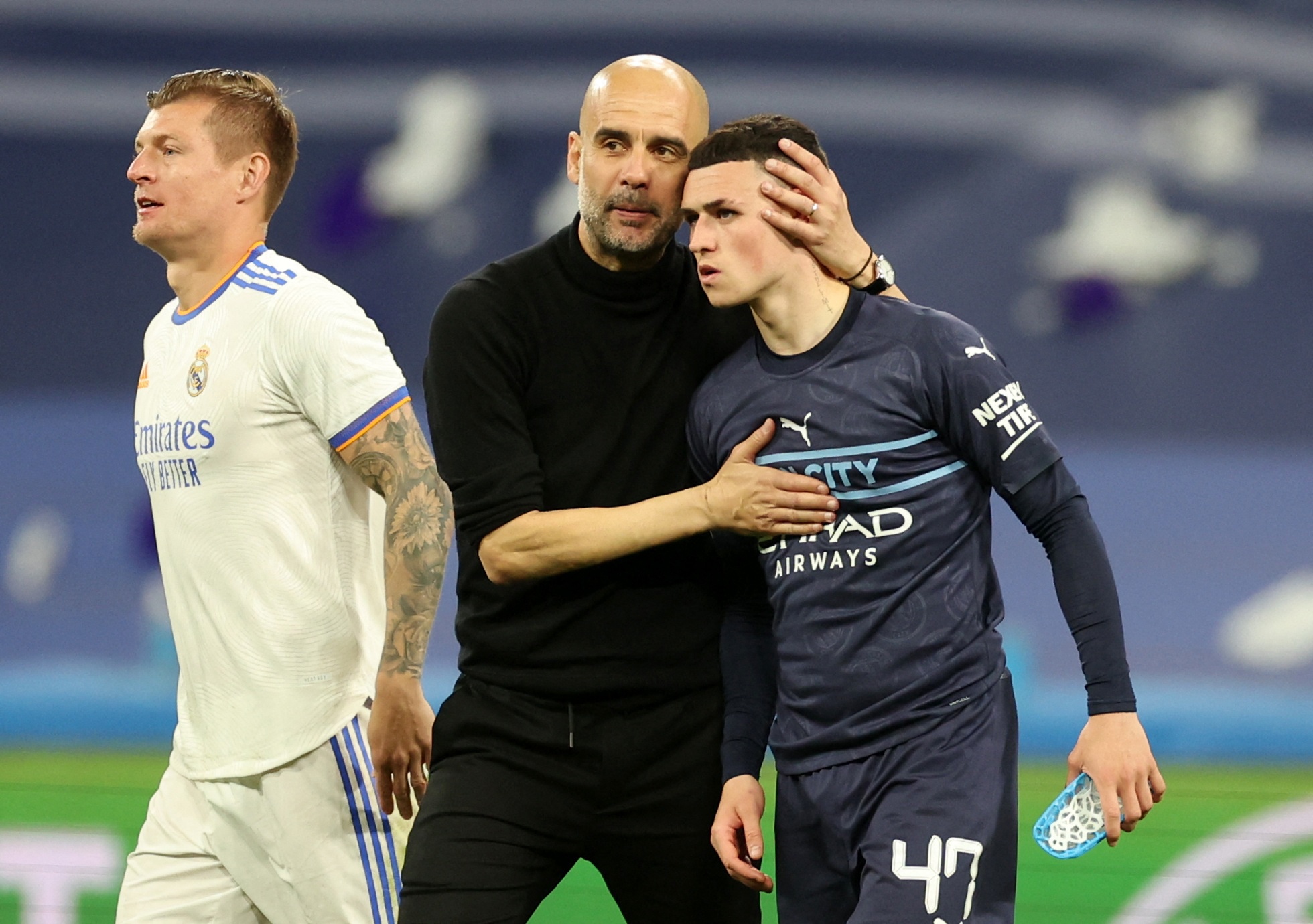 Pep Guardiola trach hoc tro sau that bai truoc Real hinh anh