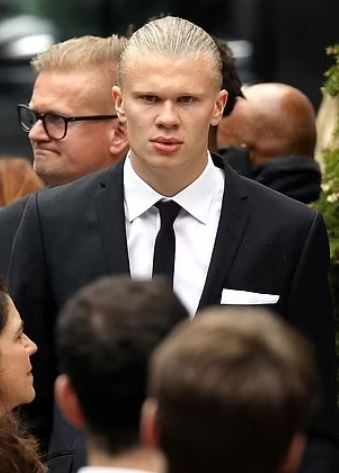 Dan sao bong da du le tang Mino Raiola anh 2