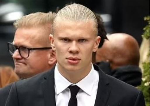 Dan sao bong da du le tang Mino Raiola hinh anh