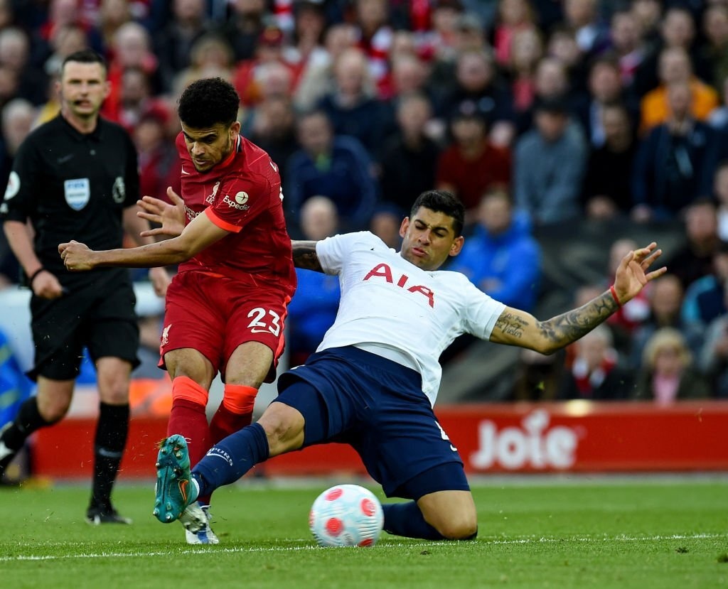 Liverpool dau Tottenham anh 9