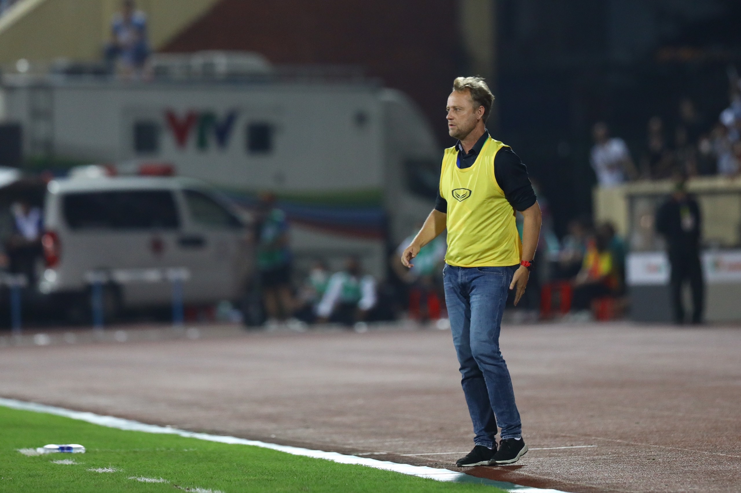 HLV Polking tu choi yeu cau cua trong tai chinh anh 5