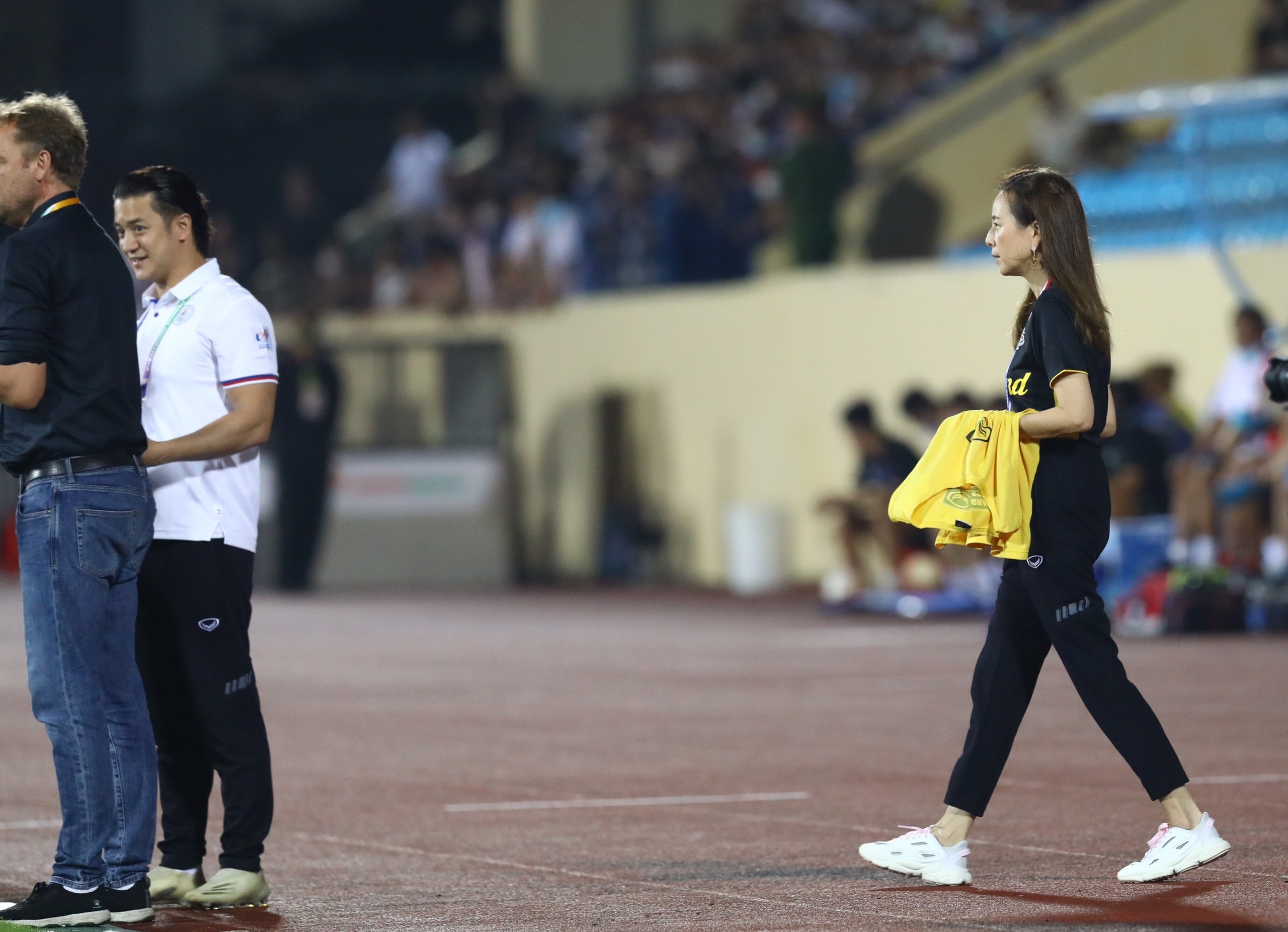 HLV Polking tu choi yeu cau cua trong tai chinh anh 2