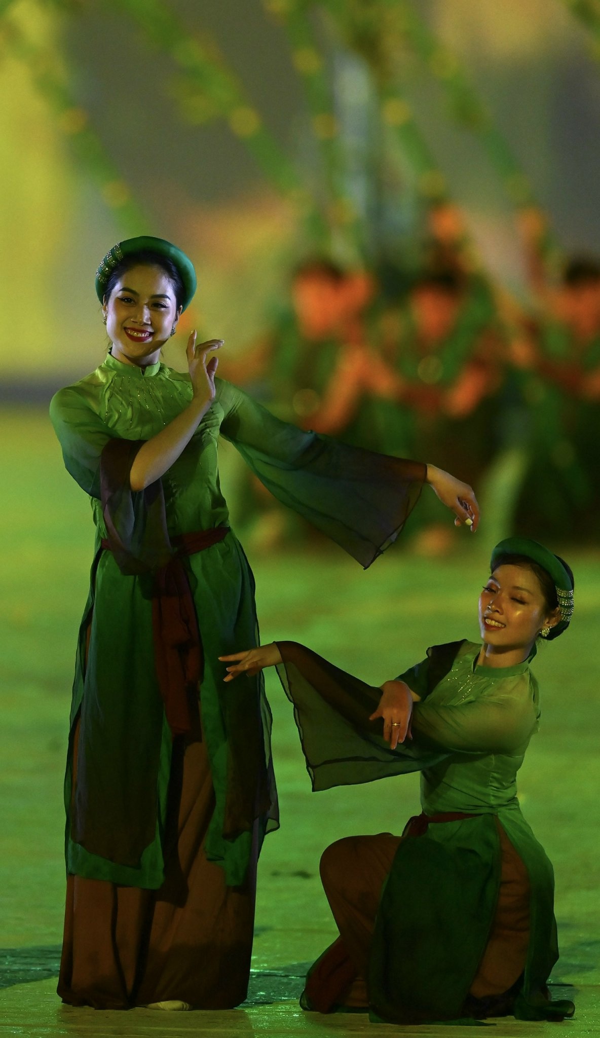 Man trinh dien thap sang le khai mac SEA Games 31 anh 3