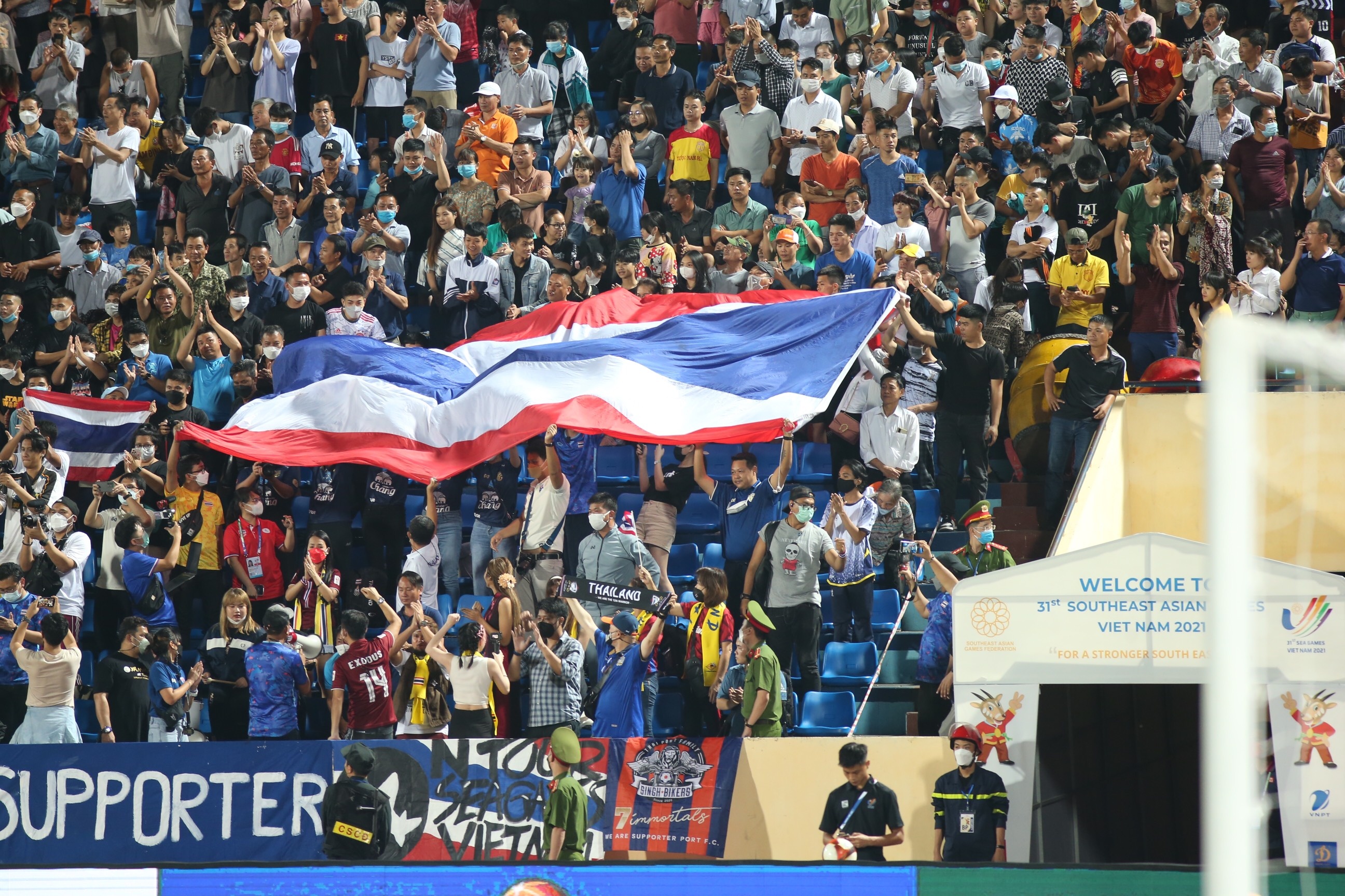 Madam Pang cam on CDV tai san Thien Truong anh 2