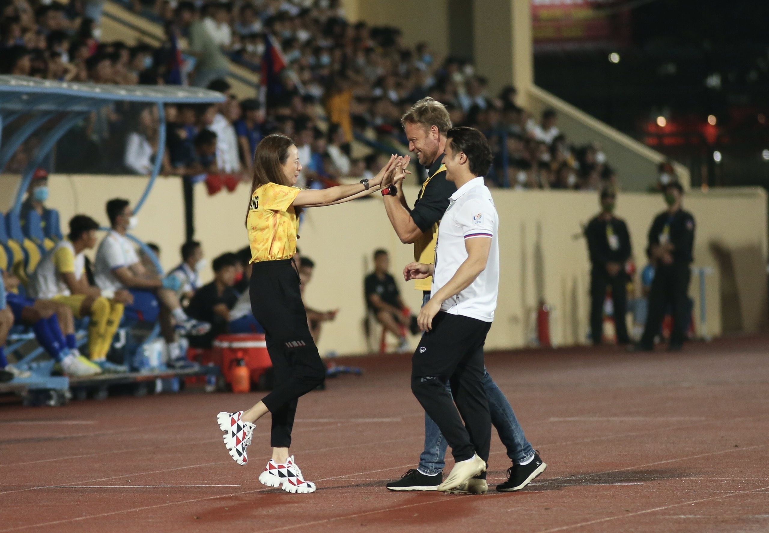 u23 campuchia vs thai lan anh 1