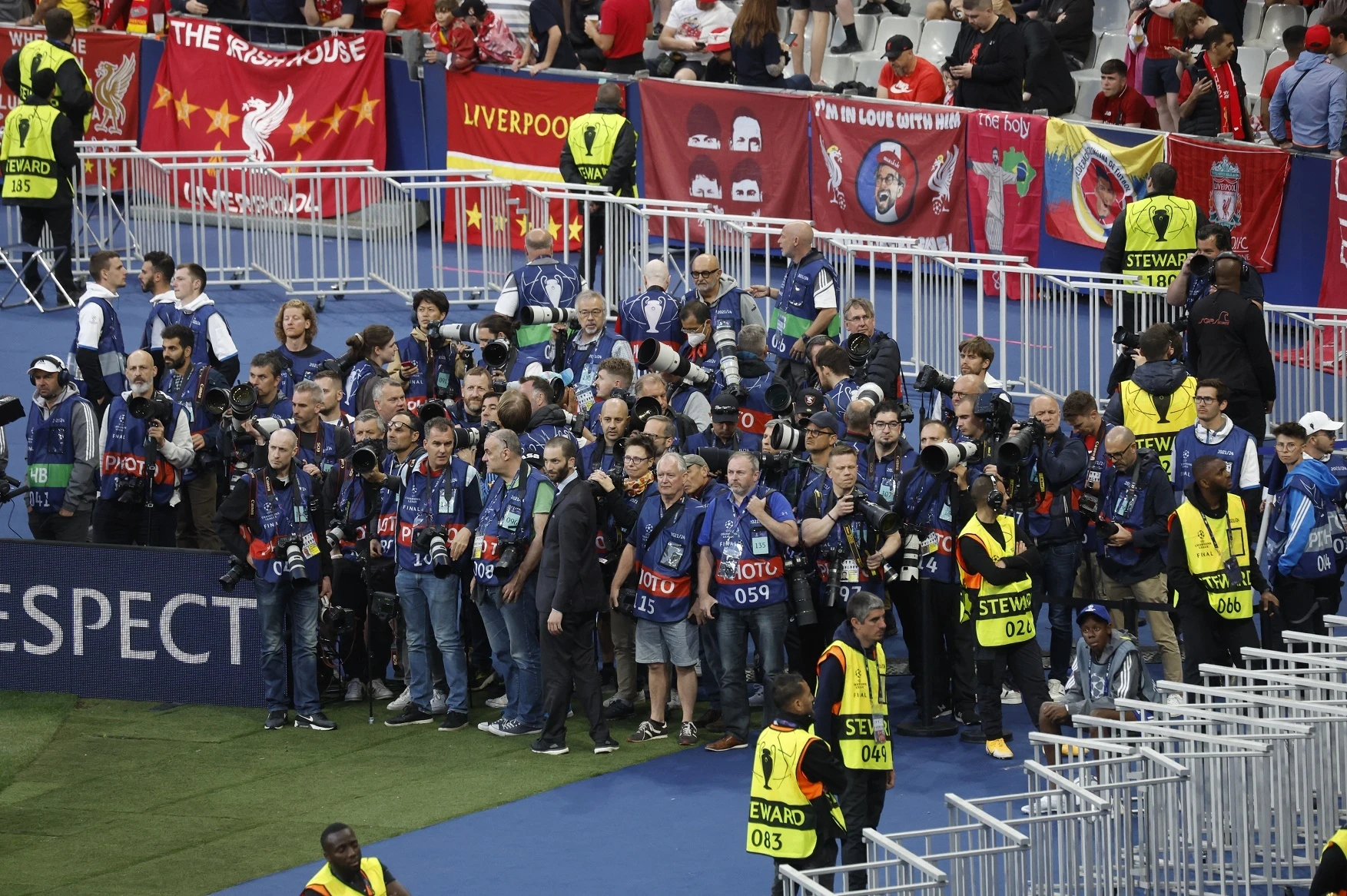 chung ket Champions League bi lui hon 30 phut anh 5