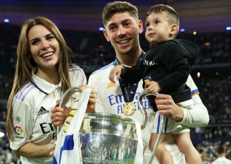 Valverde: 'Trong con con kho hon kem Robertson' hinh anh