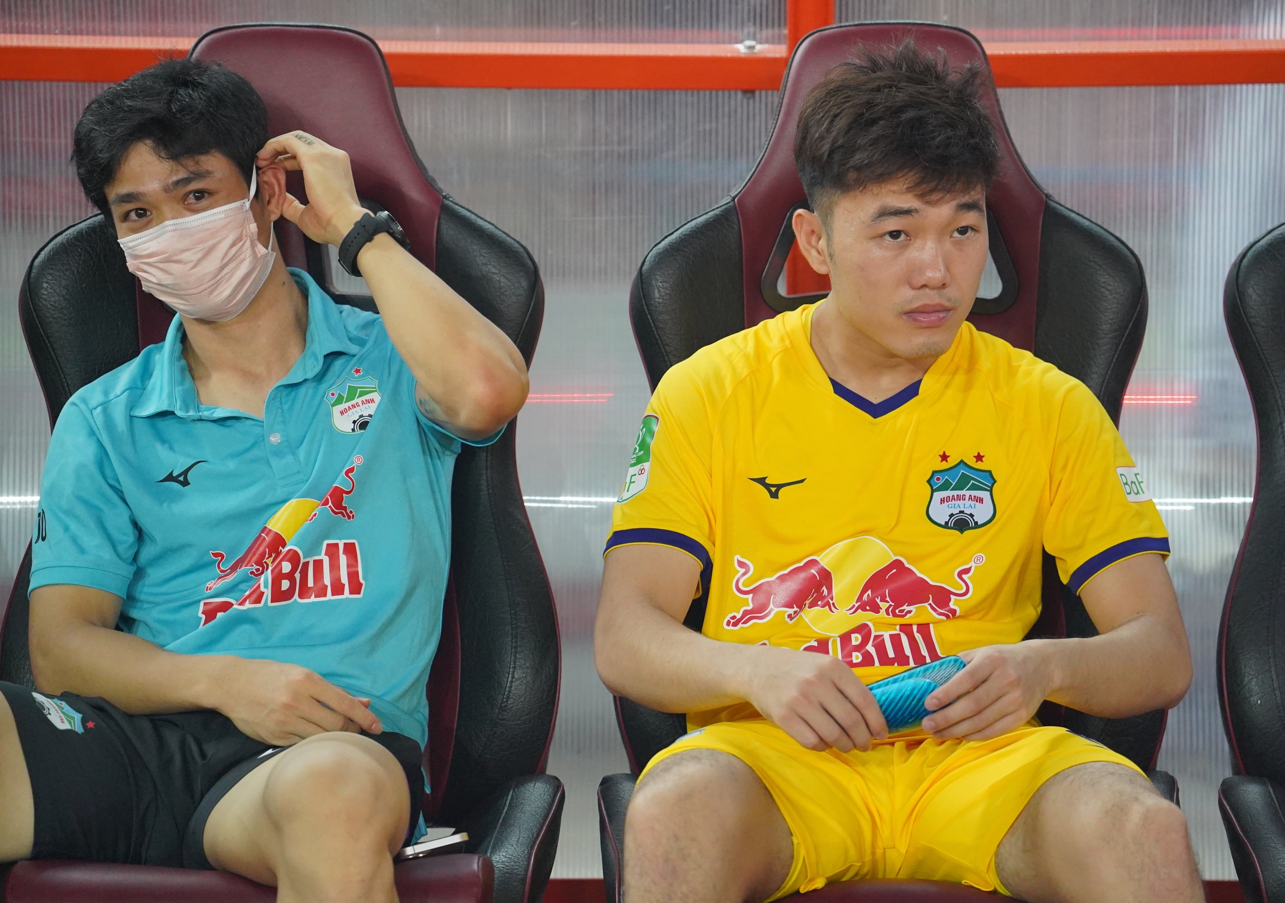 Ngay toi te cua Cong Phuong va HAGL anh 7