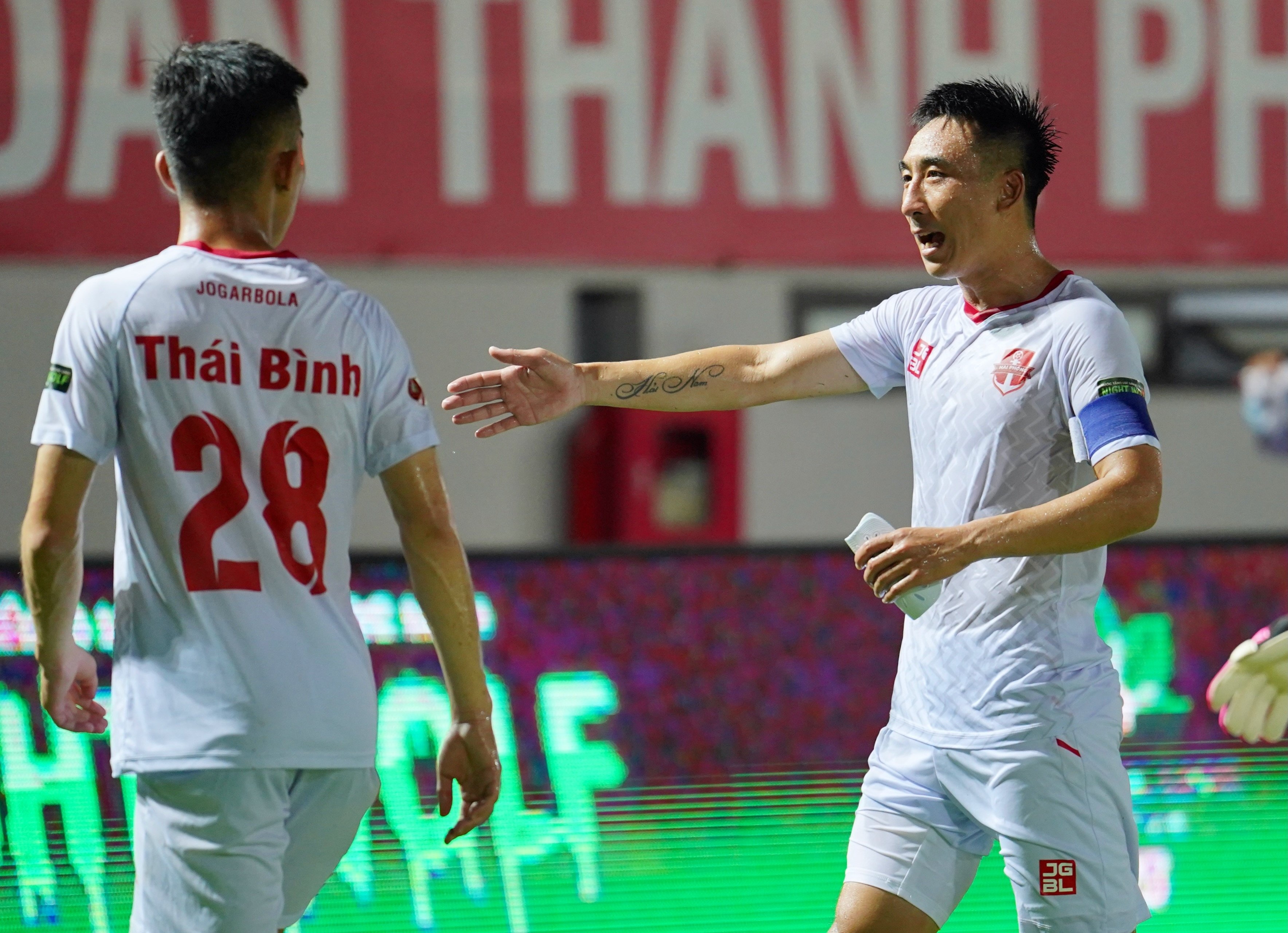 Ngay toi te cua Cong Phuong va HAGL anh 5