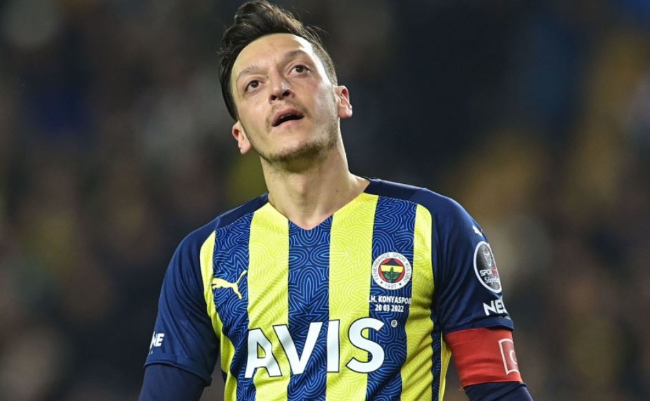 Dau cham het cho Ozil o Fenerbahce? hinh anh
